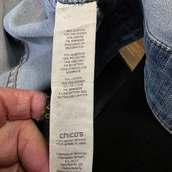 PLATINUM CHICOS Womens light washDenim Jacket Rhinestones Size 1 (8)/(M) - Picture 10 of 11